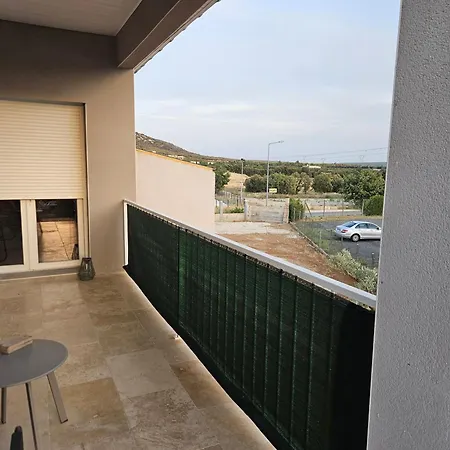 Entire Place, Fully Air-conditioned Apartamento *